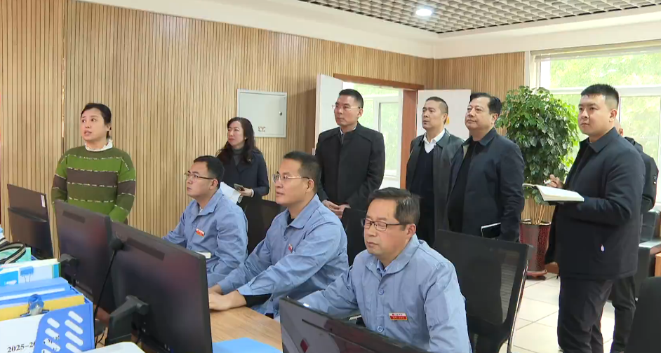 魯永飛調(diào)研供熱準備工作